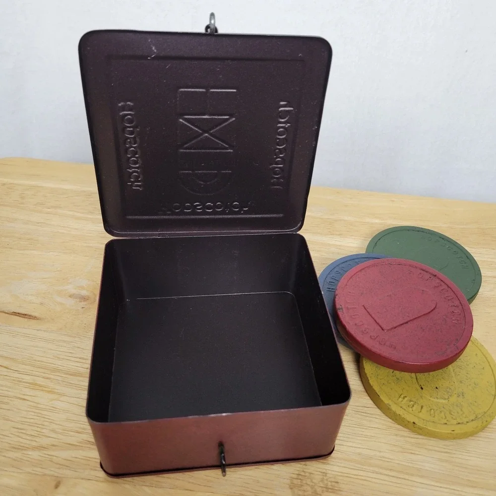 VTG Retro Hopscotch Game 4 Discs in Tin by Tender Heart Treasures